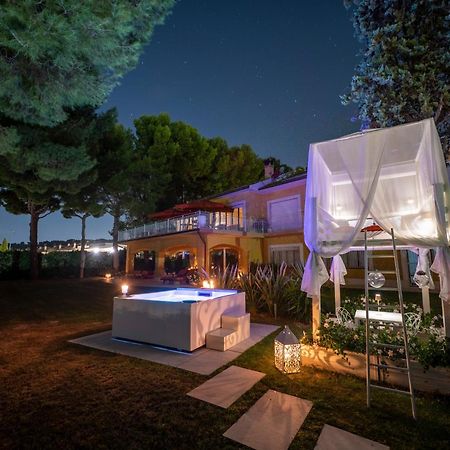 시롤로 Tra Gli Alberi E Il Mare B&B 외부 사진