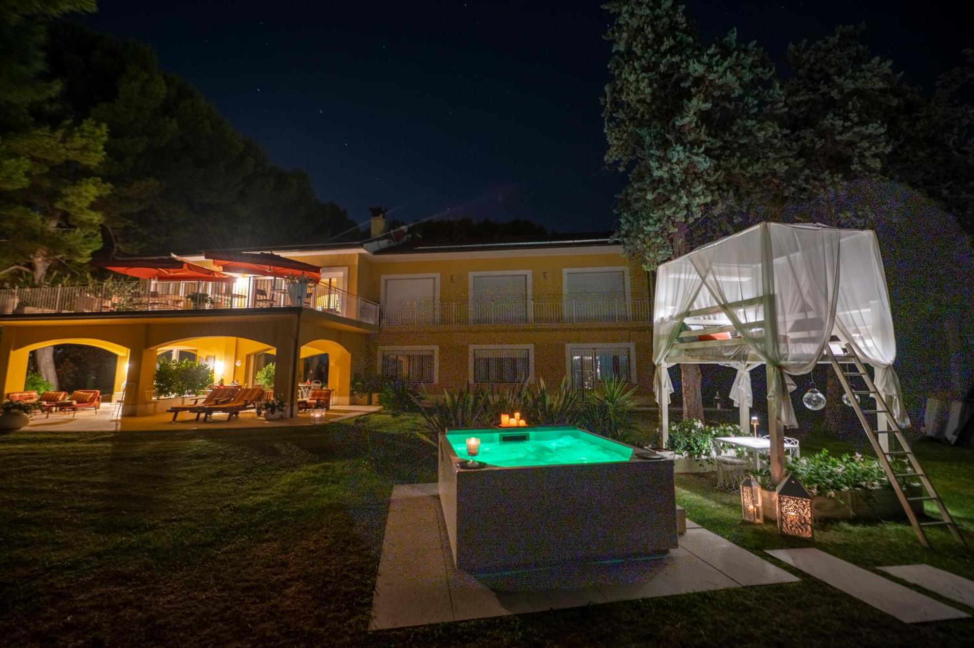 시롤로 Tra Gli Alberi E Il Mare B&B 외부 사진