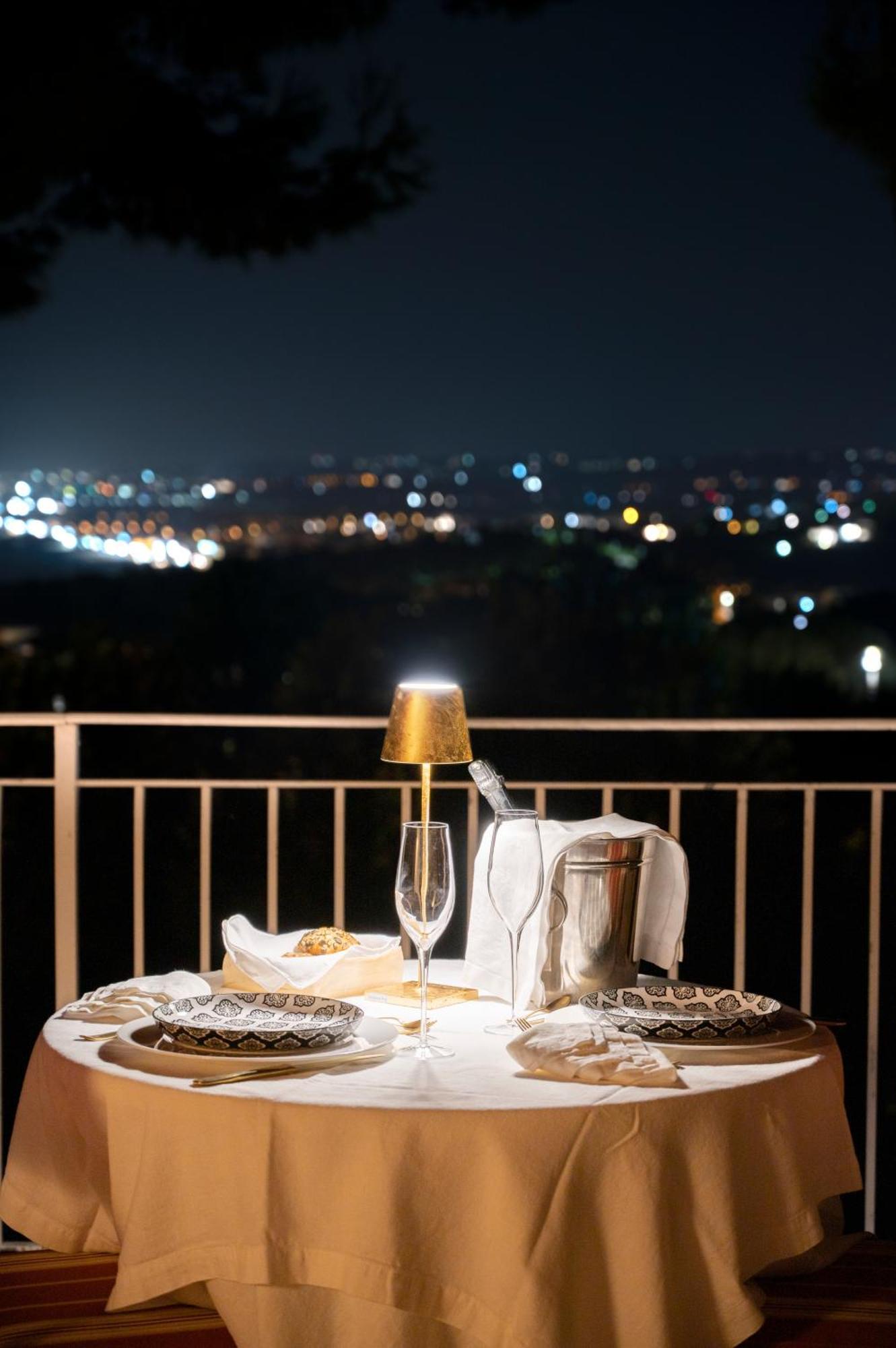시롤로 Tra Gli Alberi E Il Mare B&B 외부 사진